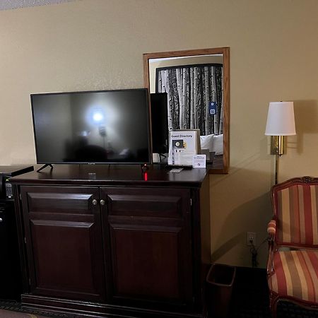 Super 8 By Wyndham Trinidad Hotell Rum bild