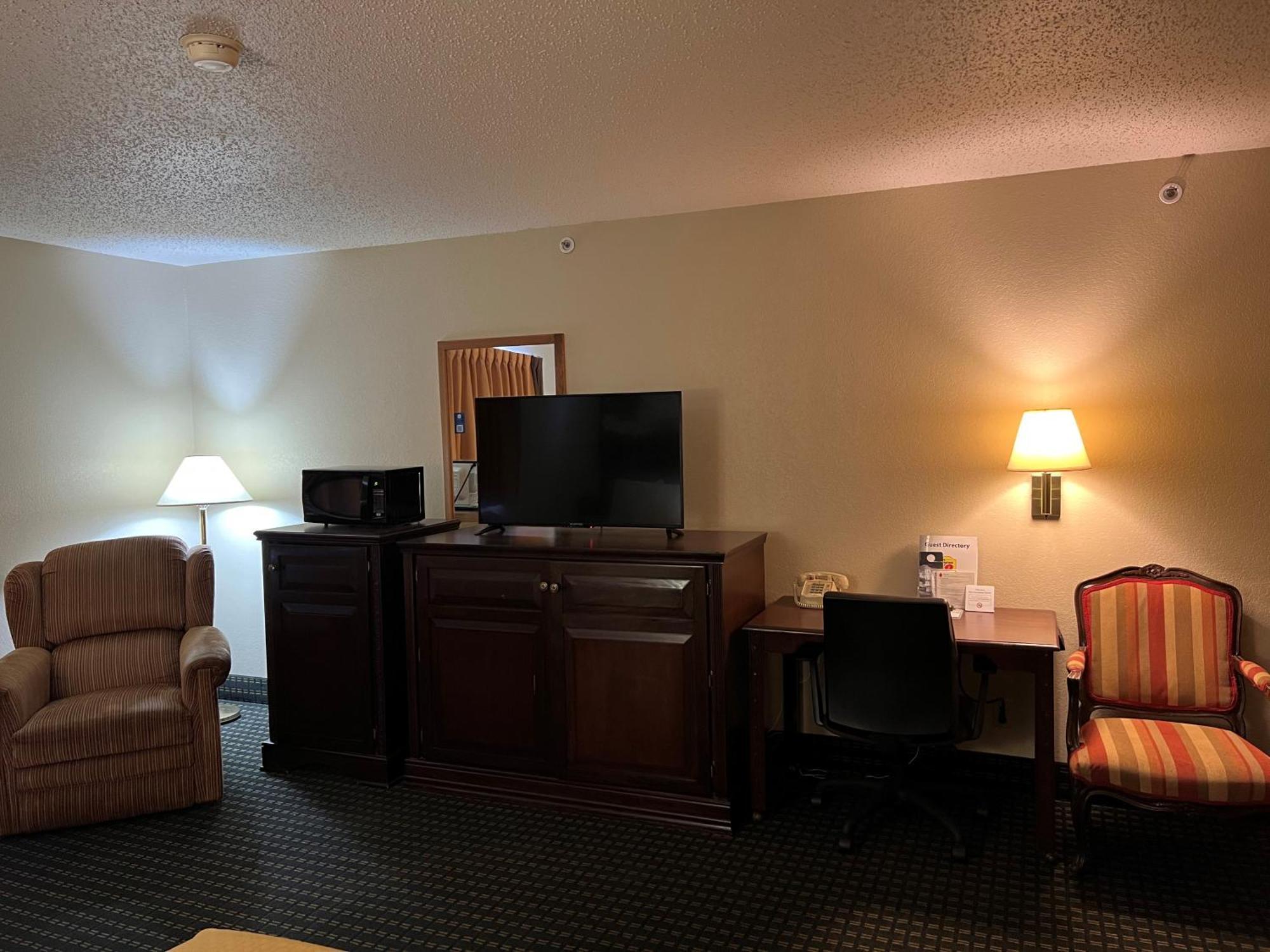 Super 8 By Wyndham Trinidad Hotell Rum bild