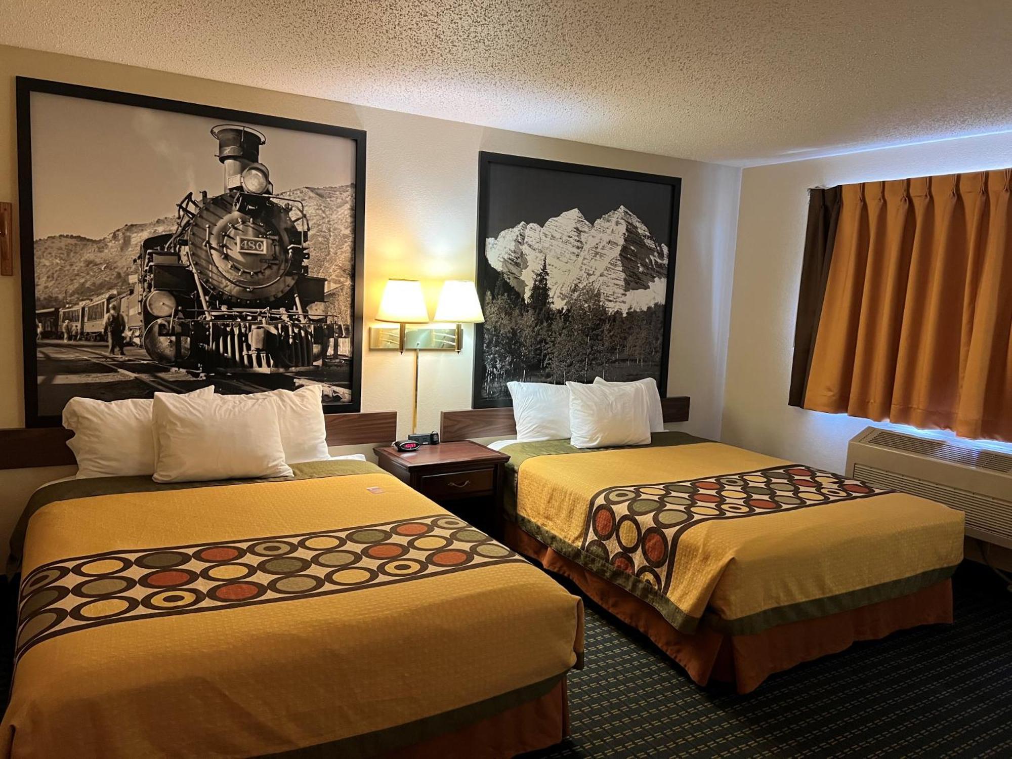 Super 8 By Wyndham Trinidad Hotell Rum bild